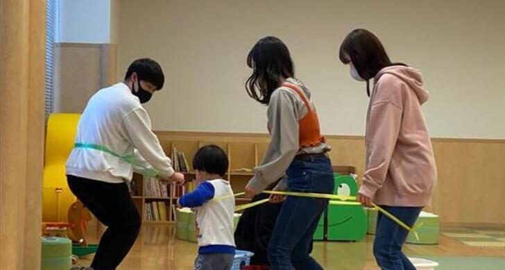 子育て支援ルーム「くじらキッズ」を月１回開室しています