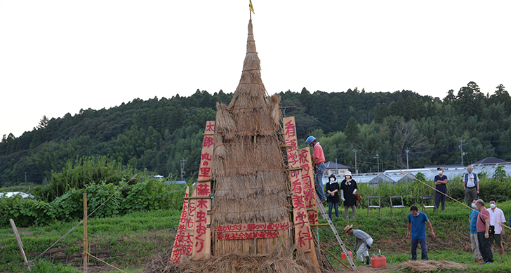 豊作を祈る伝統行事「虫送り」に看護学部の学生が参加