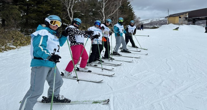 菅平高原で保健体育教職課程授業のスキー実習を開講しました