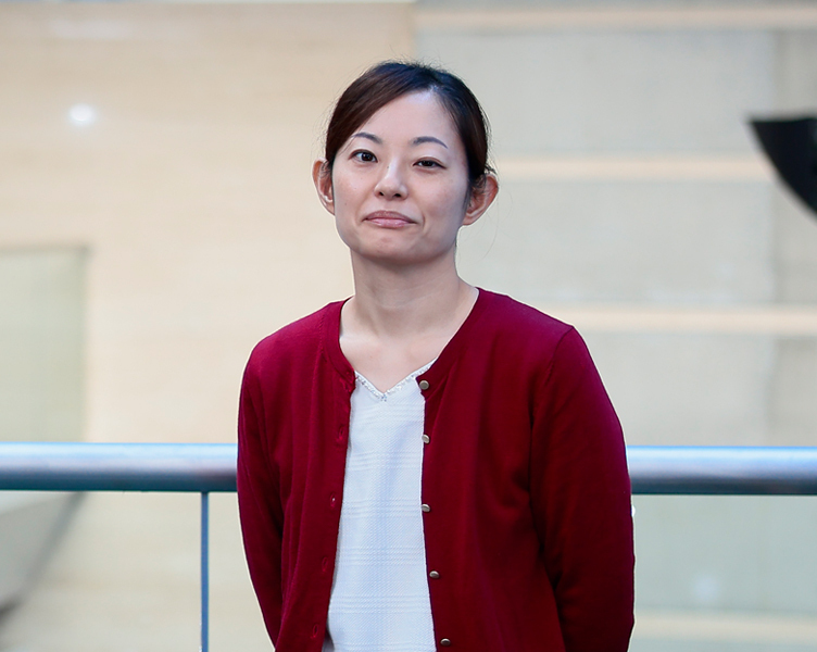 中村　智香