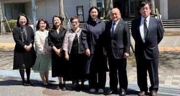 四川文化芸術学院が来学　調印式を行いました