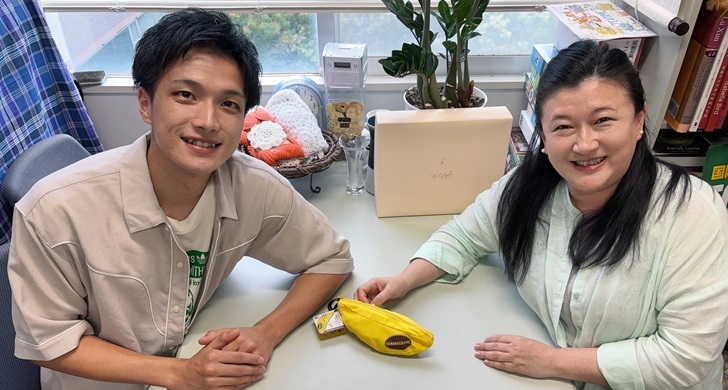 高校の英語教員として活躍している卒業生が来校しました