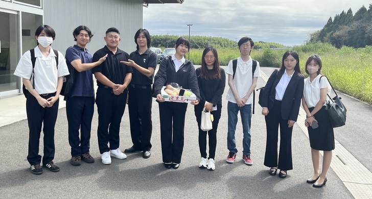 成田国際空港に隣接した「成田市場」とエアラインの貨物施設を見学