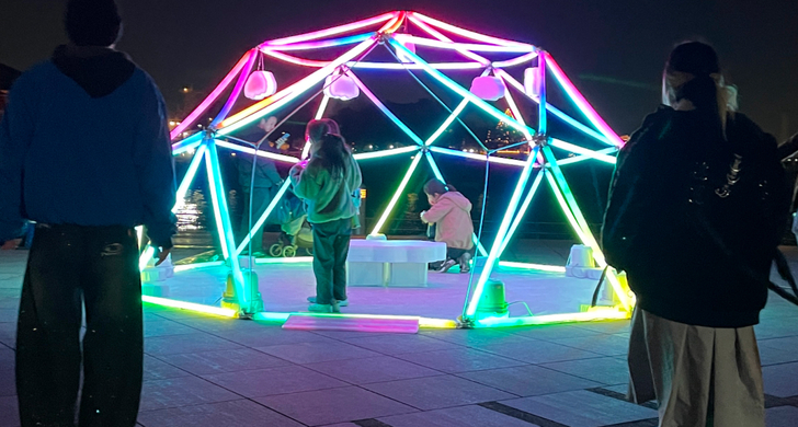 横浜・象の鼻パークで作品展示！