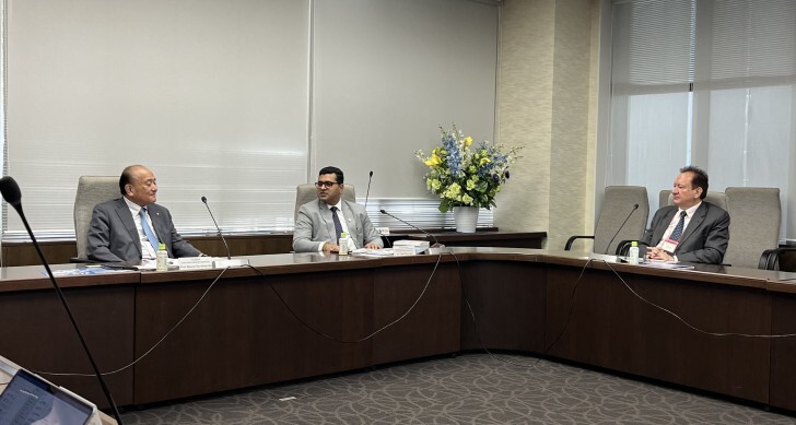 O.P.ジンダル・グローバル大学来学