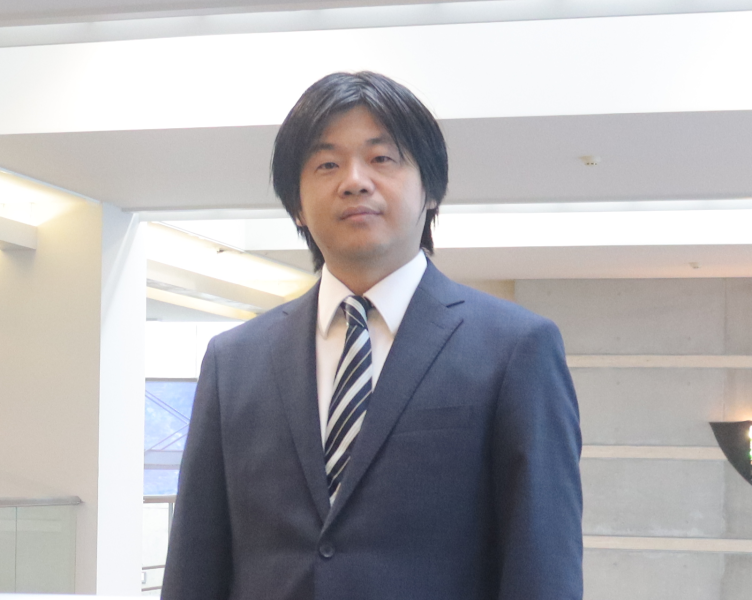 井陽介