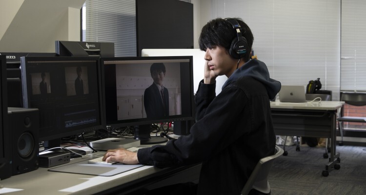 メディア学部