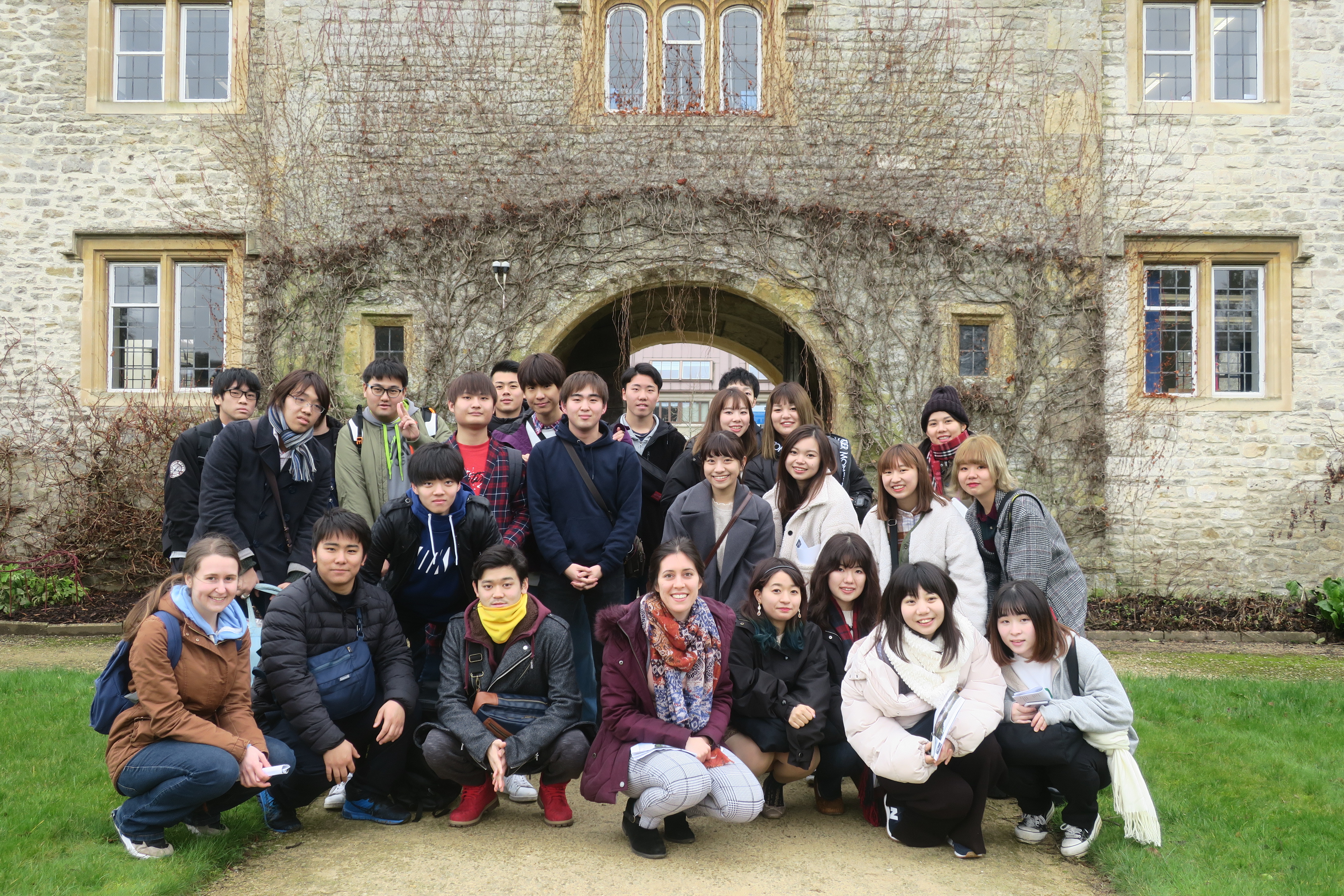 Jasso海外留学支援制度 ２０１９年度 観光学部 海外研修 イギリス 研修前編 バース ストーンヘンジ コッツウォルズ 観光学部 観光学科 城西国際大学