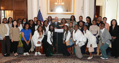 Spelman students with Ambassador Emanuel Rahm at the US Embassy Tokyo