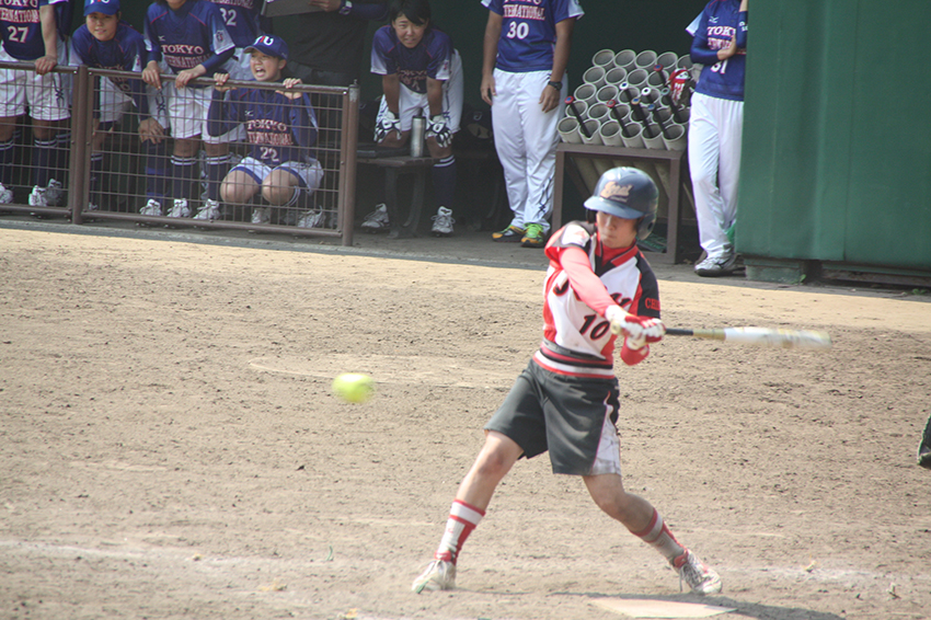 女子ソフトボール部 ８年ぶり２度目の全国大会出場を決めました 城西国際大学