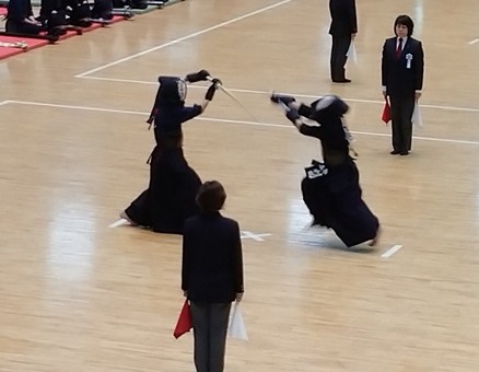 次鋒で出場しました（写真：左）