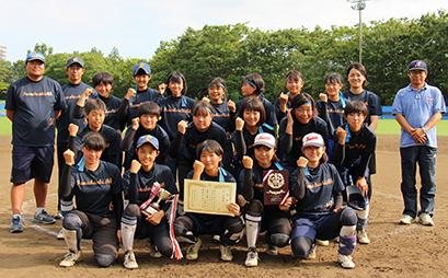 2部で優勝した市立船橋・船橋北・船橋古和釜高等学校（合同チーム）