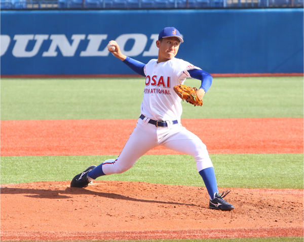 先発した舘和弥投手（経営情報学部3年、平塚学園高等学校出身）