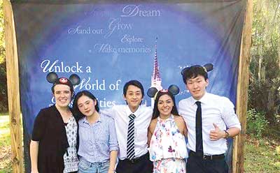 Walt Disney World Resort Internship 国際人文学部 国際交流学科 城西国際大学 Walt Disney World Resort Internship 国際人文学部 国際交流学科 城西国際大学