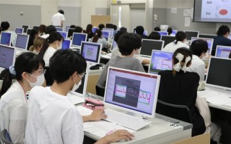 L棟1階PCルーム