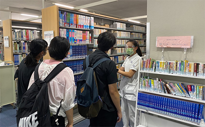 図書館の案内