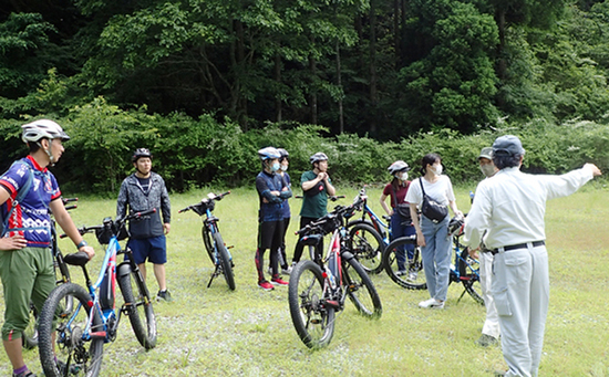 地域資源を活かす活動として「e-bikeを利用したアドベンチャーツアーを企画」